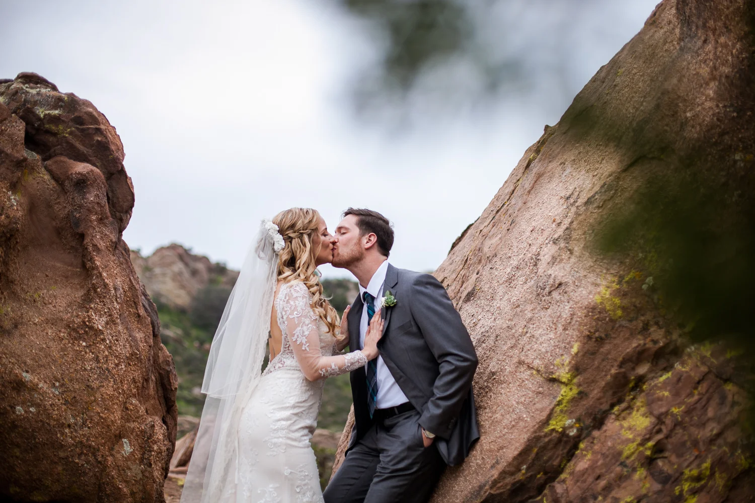 JessBobby_kiss-1.jpg