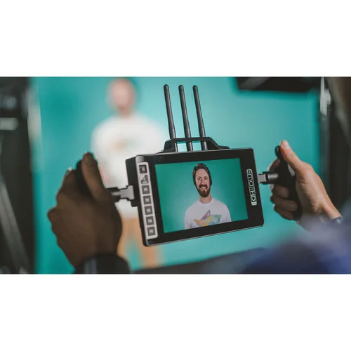 SmallHD+703+Bolt+7+inch+Wireless+Director's+Monitor+d.jpg