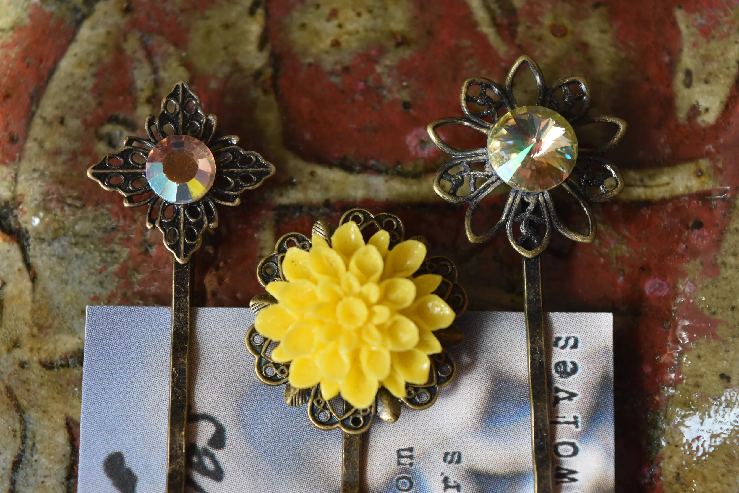 yellow chrysanthemum