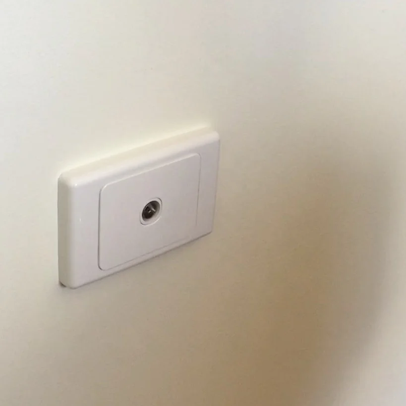 wallplate-finished.jpg
