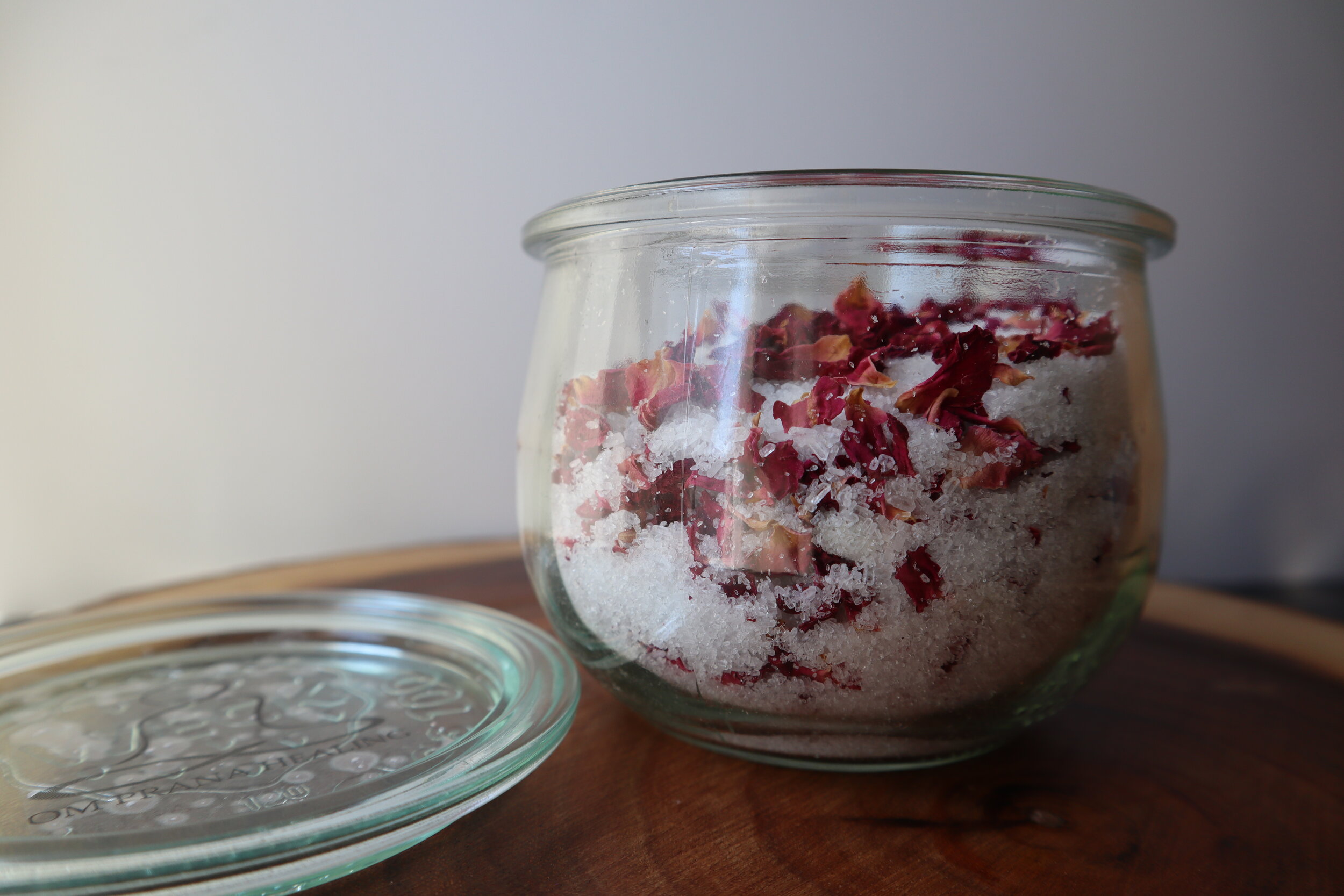 Bath Salts With Rose Petals for Relaxation – Rosaholics