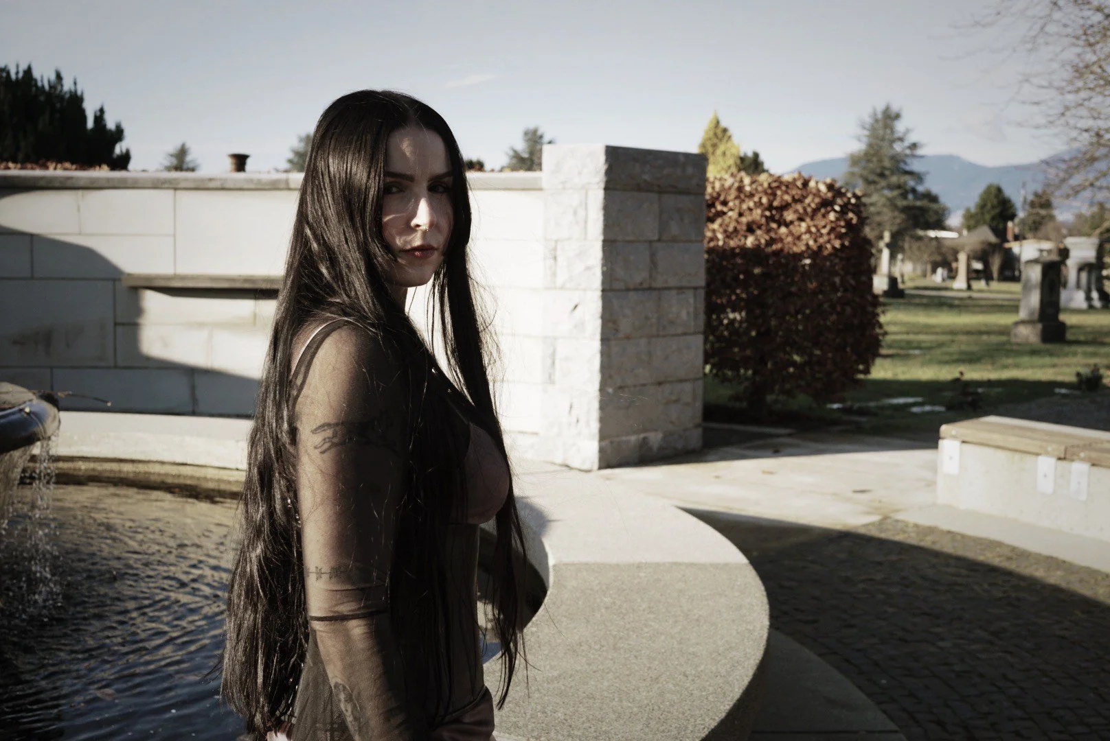 The Origins of Reliquary V