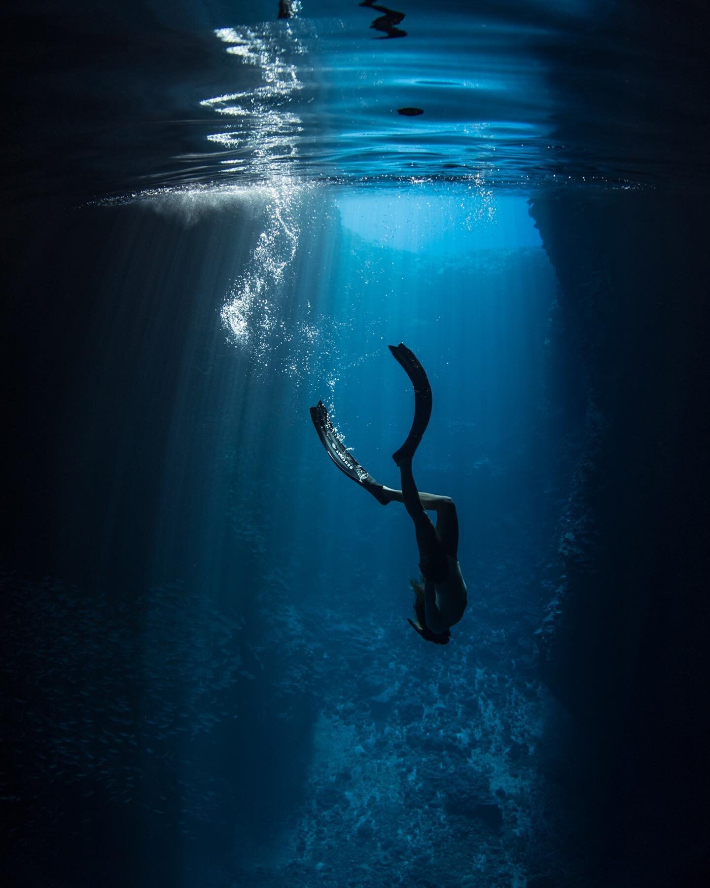 @lucycmillar descending into Swallows Cave.