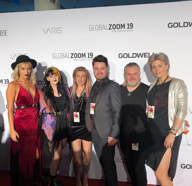 Team TW are at #GlobalZoom19 in Vienna, Rather than having one of our own competing, this year we are supporting the awesome talent that come from the uk! Wishing everyone the biggest success! 
#tonywoodhair #portsmouth #southsea #vienna #globalzoom 