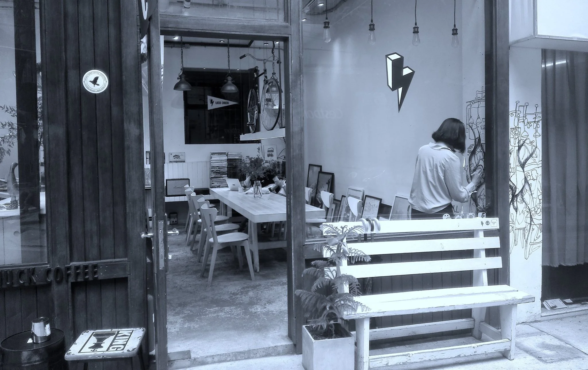 NOW HERE AT LOCK CHUCK CAFE