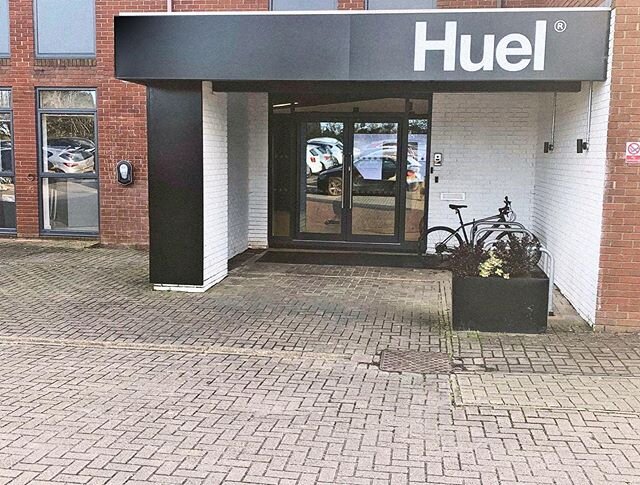 Can you spot the black Zappi we installed at @huel HQ? The black on grey @myenergi Zappi almost looks like its custom branded especially for Huel⚡️#electricvehicle #evcharging