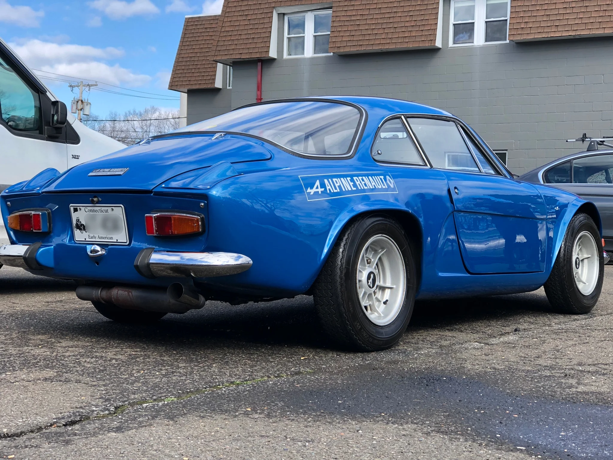 Car Detailing On Alpine Renault.jpg