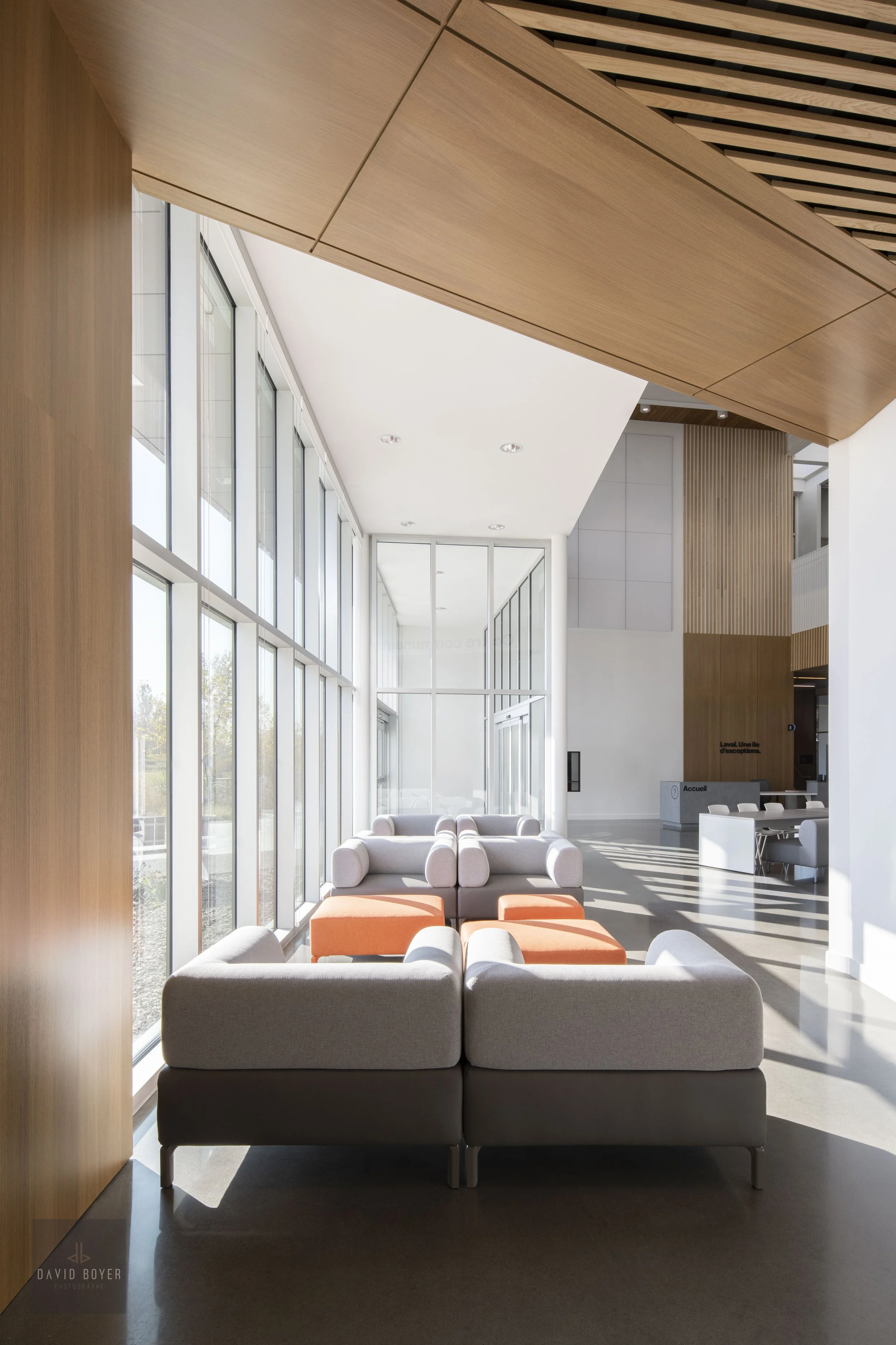   Espace citoyen des Confluents    Firme :    Cardin Julien Architecte   
