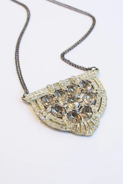 SmokeRinestone-GunMetalChain3.jpg