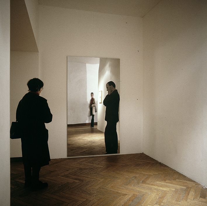   Vous voici, Overture : Pistoletto,  L’uomo che pensa , 1962-1993. Photo Philippe De Gobert. 