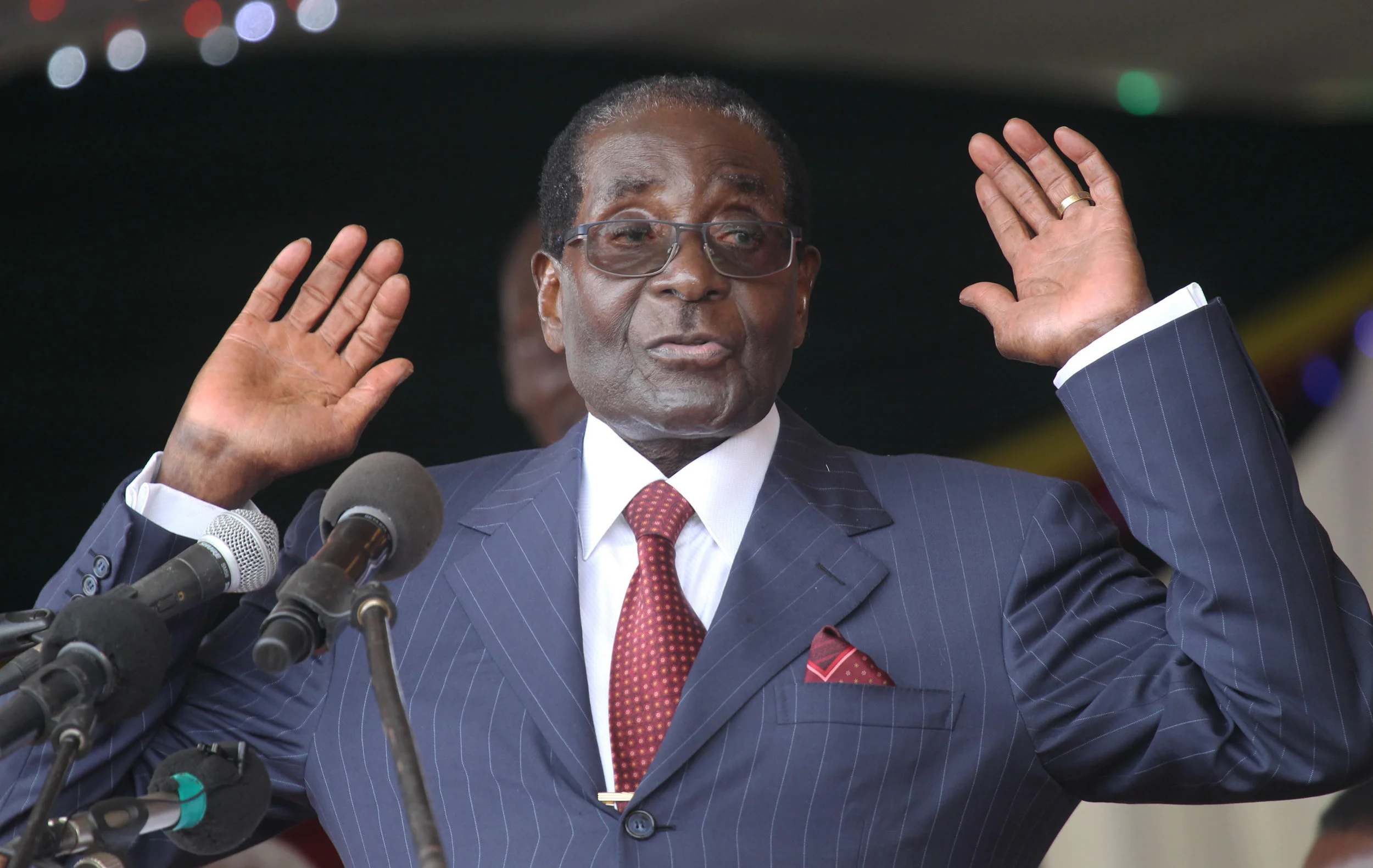 ZIMBABWE IN CRISIS On the 15th November 2017, Robert Mugabe, leader of the ZANU-PF (Zimbabwe African National Union – Patriotic Front) was put under house arrest. Four days later, he was ousted by his party and forced to resign or suffer impeachment. With Mugabe’s removal from power all but certain, Zimbabwe is finally able to witness the end.... By Teg Singh