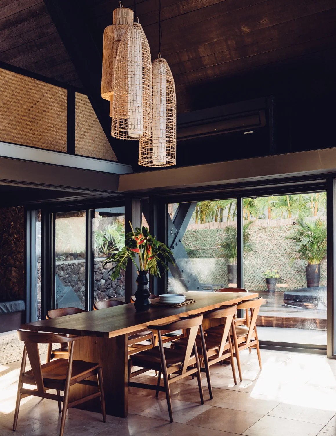 noelshawrealestate-diamondheadbeachhouse-009-ijfkeridgley-web.jpg