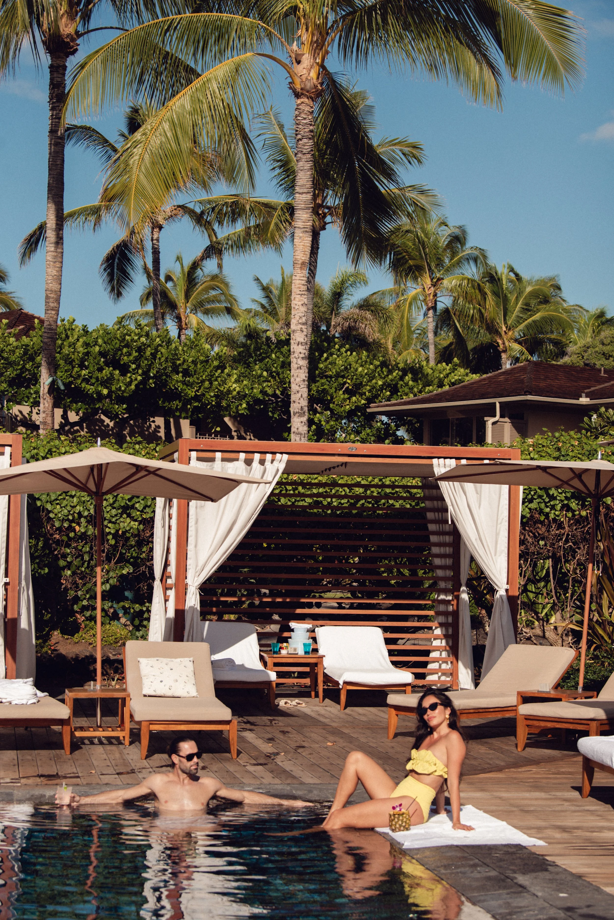 FSHualalai-Jade&Ben-Nov24-2015-ijfkeridgley-web.jpg