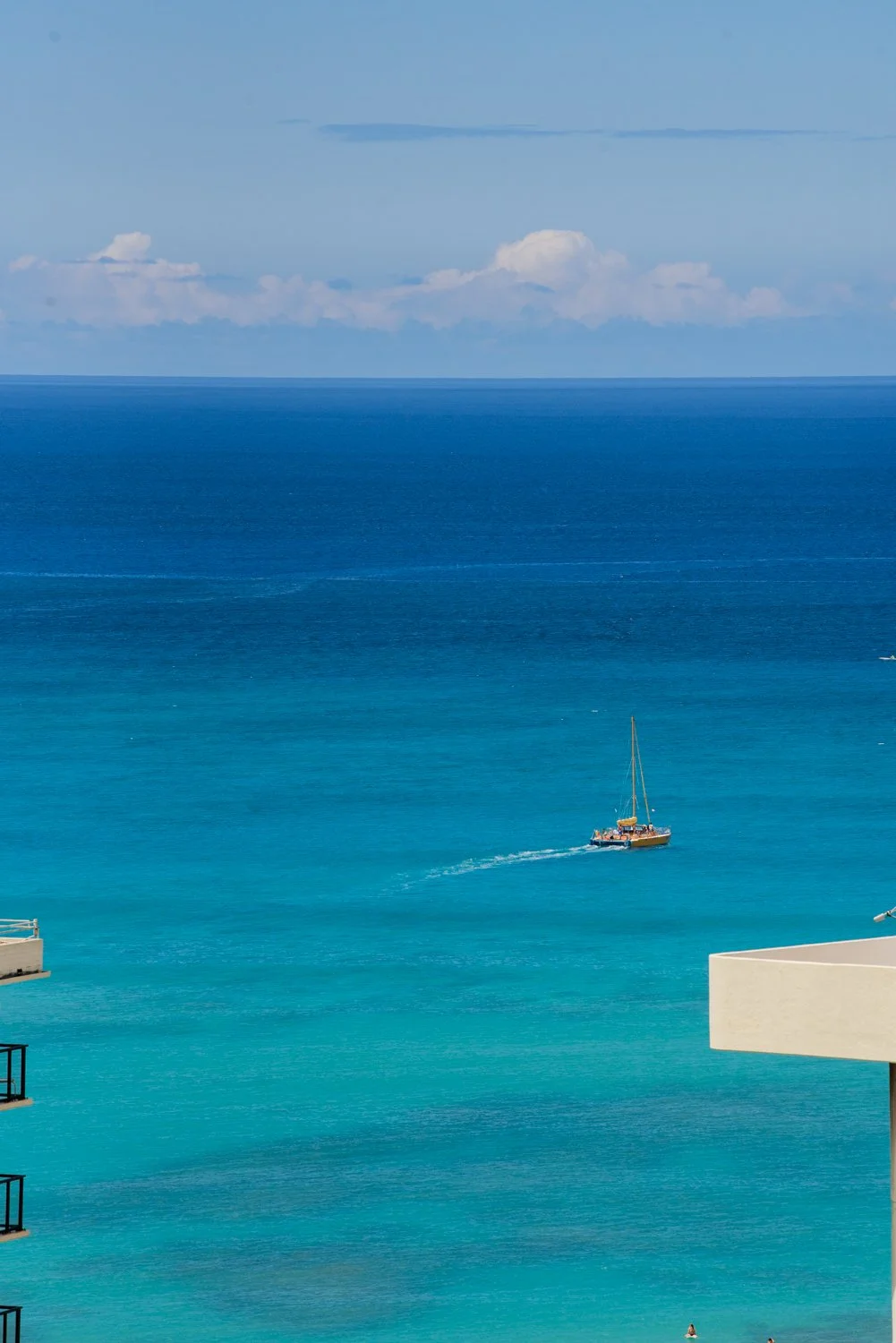 alohasocialco-outriggerbeachcomber-margoray-239-ijfkeridgley-web.jpg