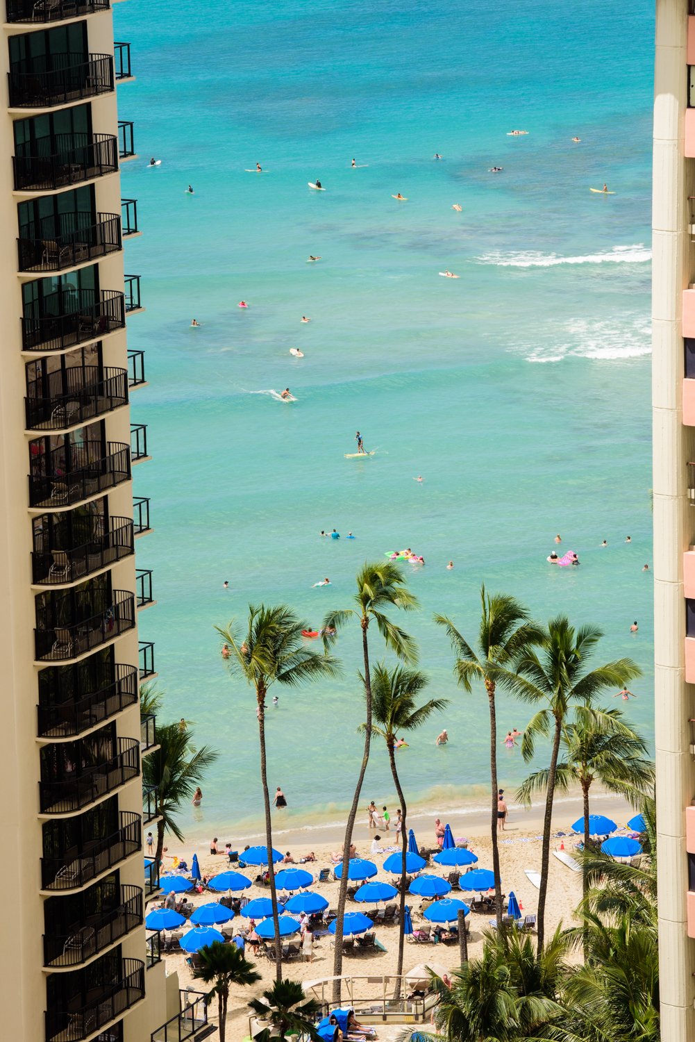 alohasocialco-outriggerbeachcomber-margoray-240-ijfkeridgley-web.jpg