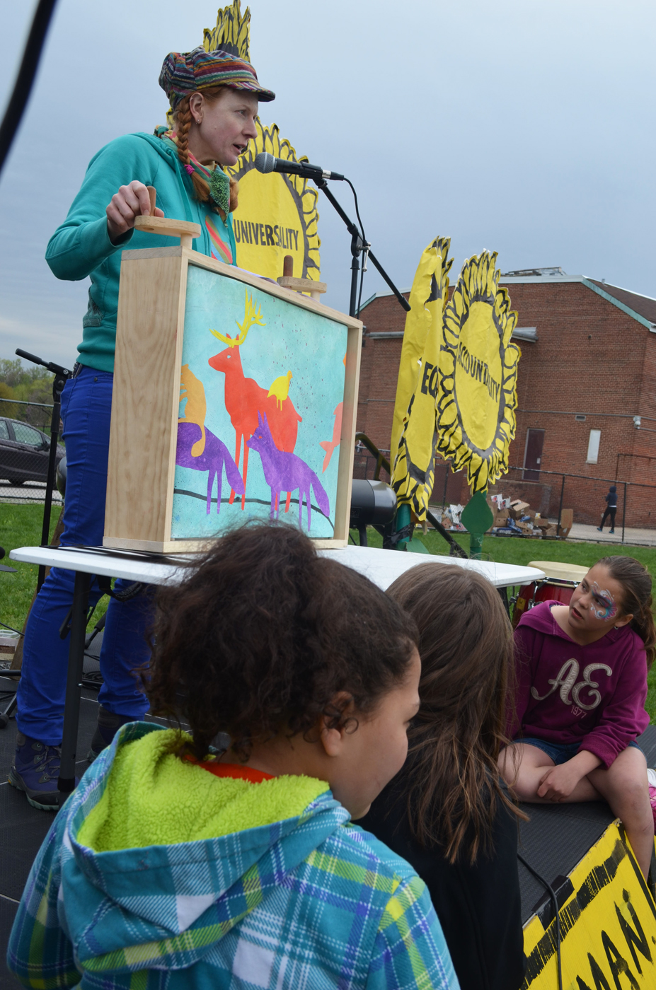 Populoh_Spring15_CommunityAlternatives_HoleyLand_FairDevelopmentConcert_2015_creditGregorySawtell.jpg