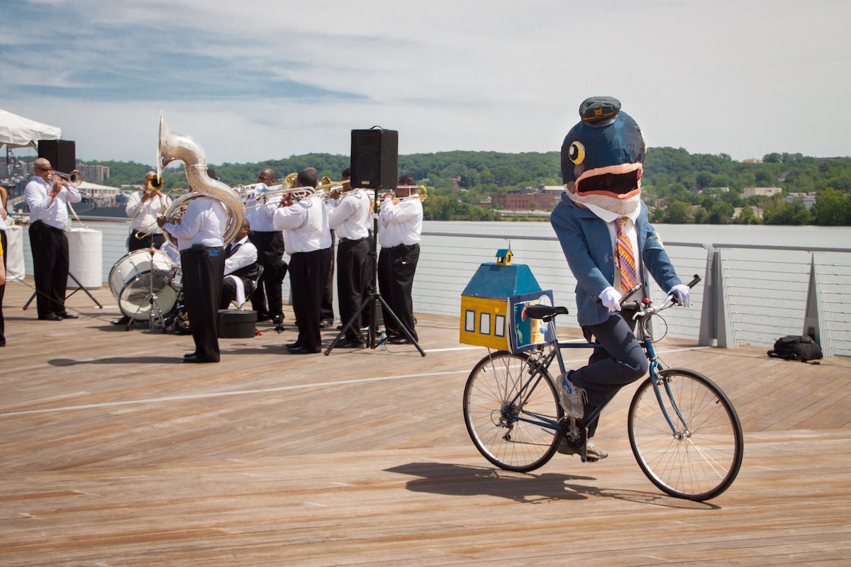 1LR_Professor Bluegill and His Harbor School of Fish_2012.jpg