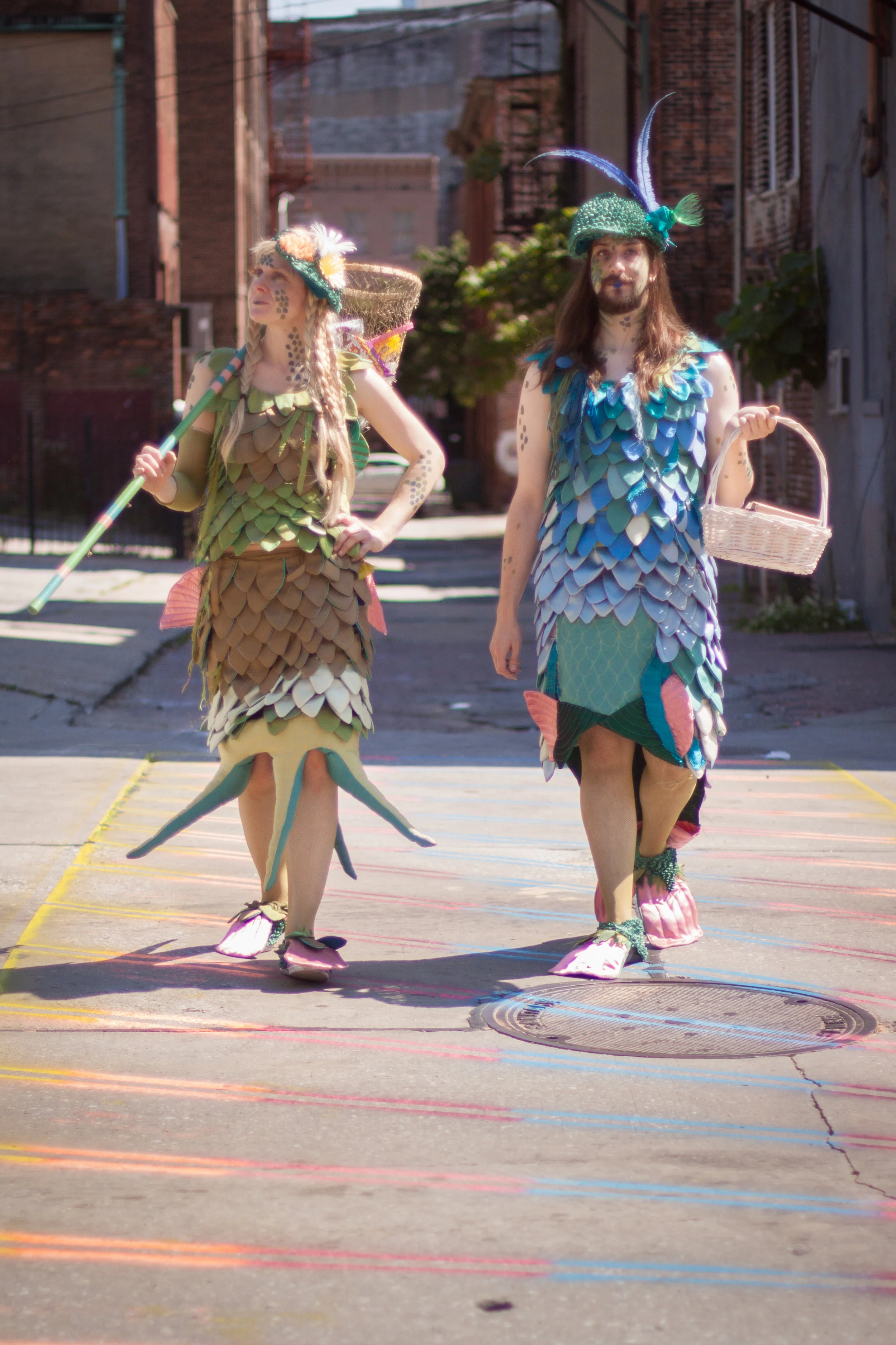 Charm City Merfolk_2012_Walkabout Performance.jpg