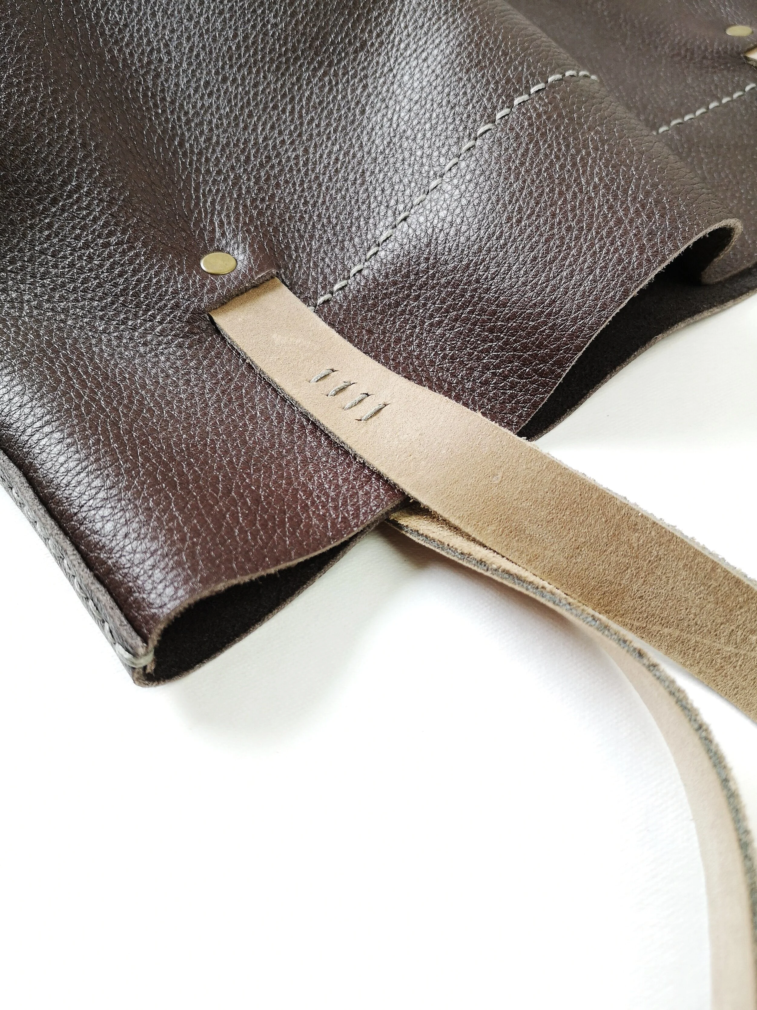 HANDTASCHE