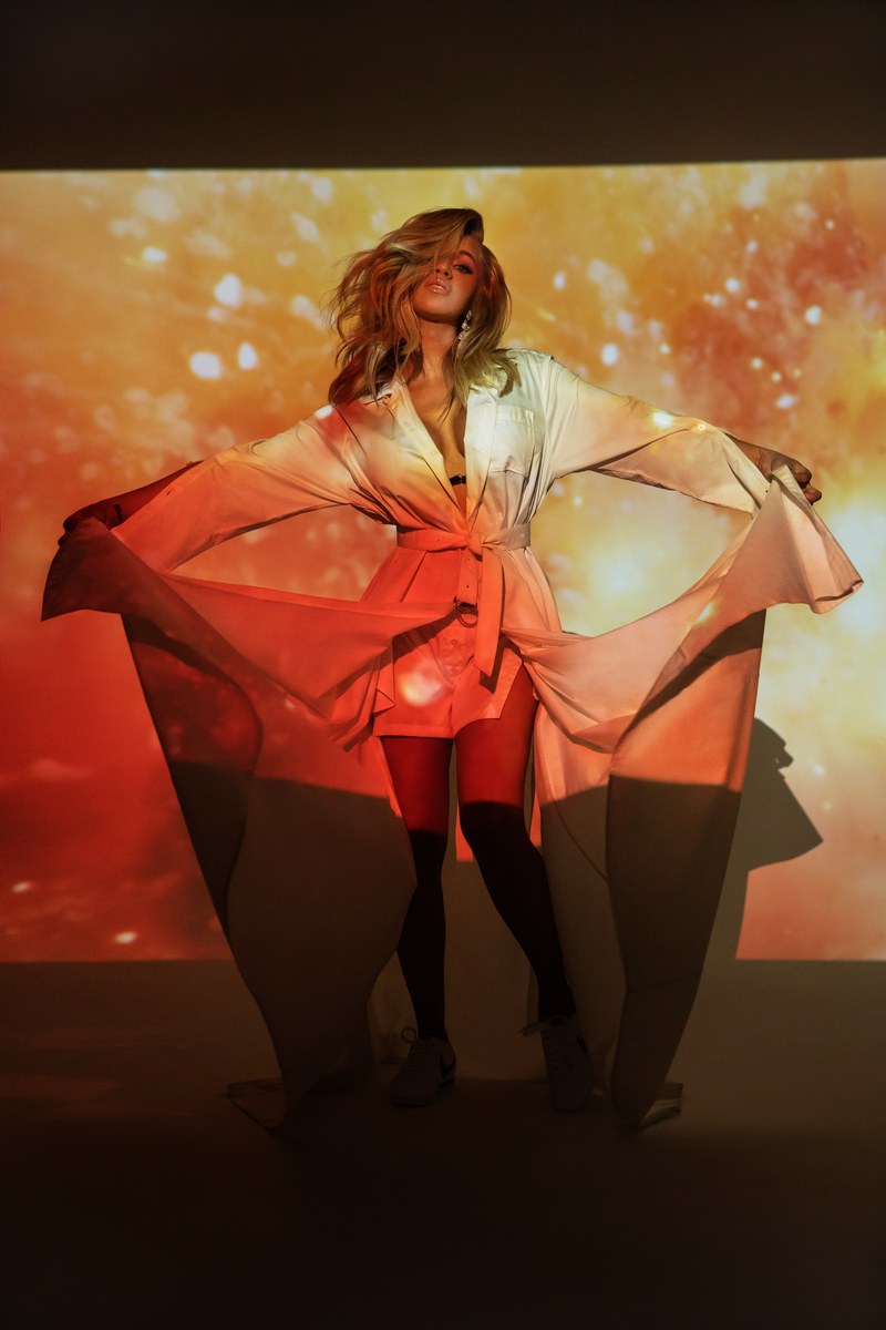 CARDI B GQ MAY 2018 ANGELIC 3.jpg