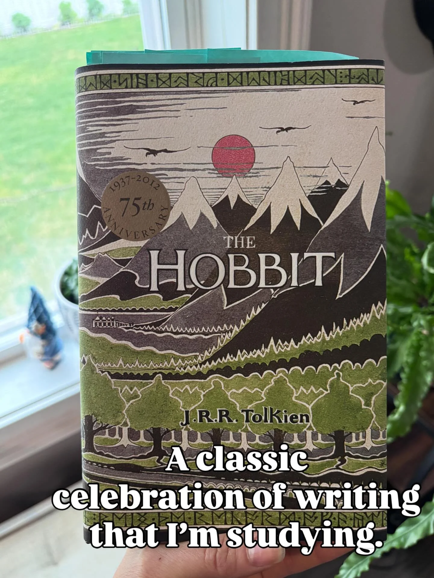 Bringing back the side quests, five book recommendations for an adventure before the summer gets here! 

#bookstagram #bookrecs #goodreads #thehobbit #sanderson