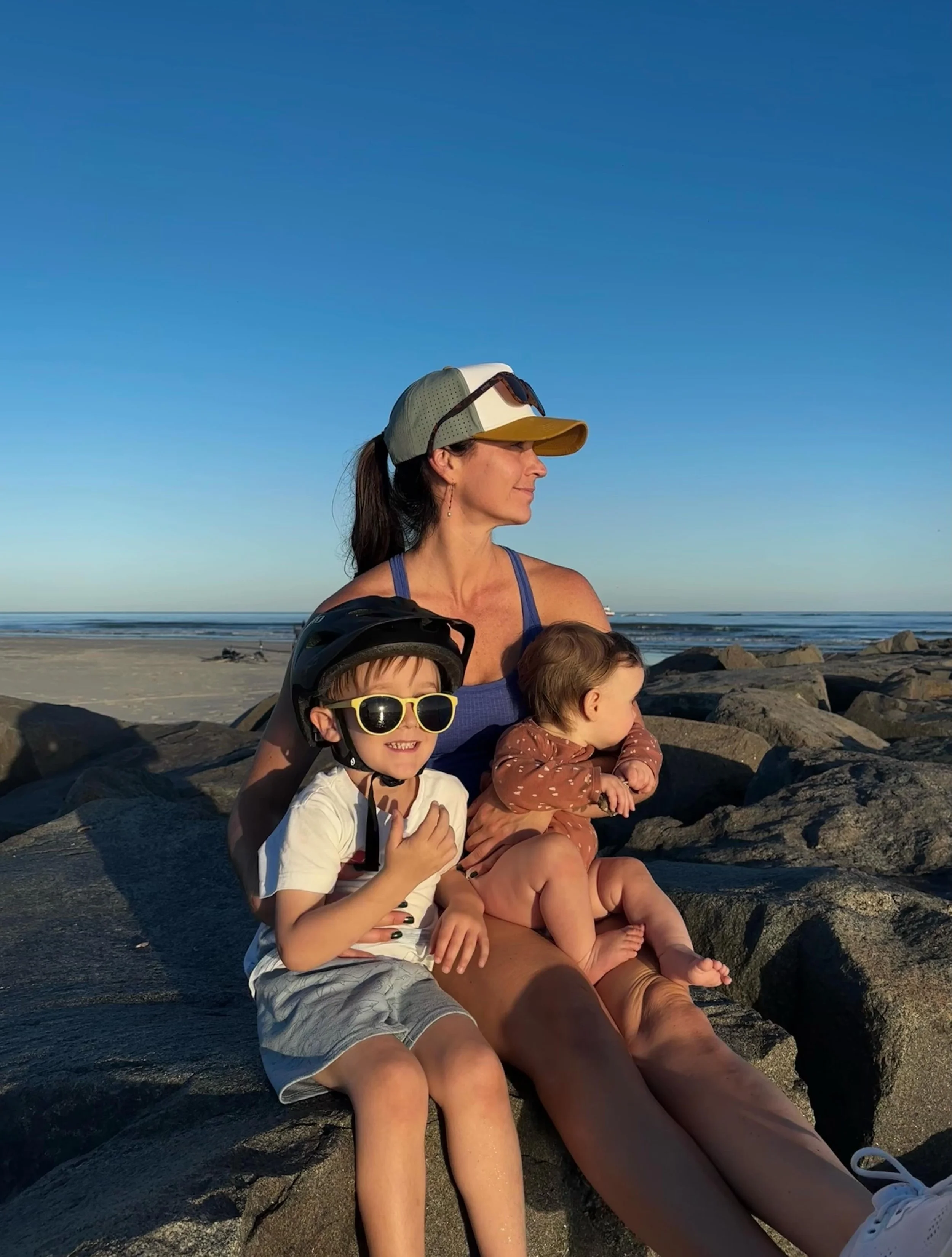 ~-~-~ Go to see the sea and feel seen,

tell me all that you learn in between. ~-~-~- - -

🐚🐚
#octoberocean #wildwoodnj #capemaycounty #beachbabies #shells