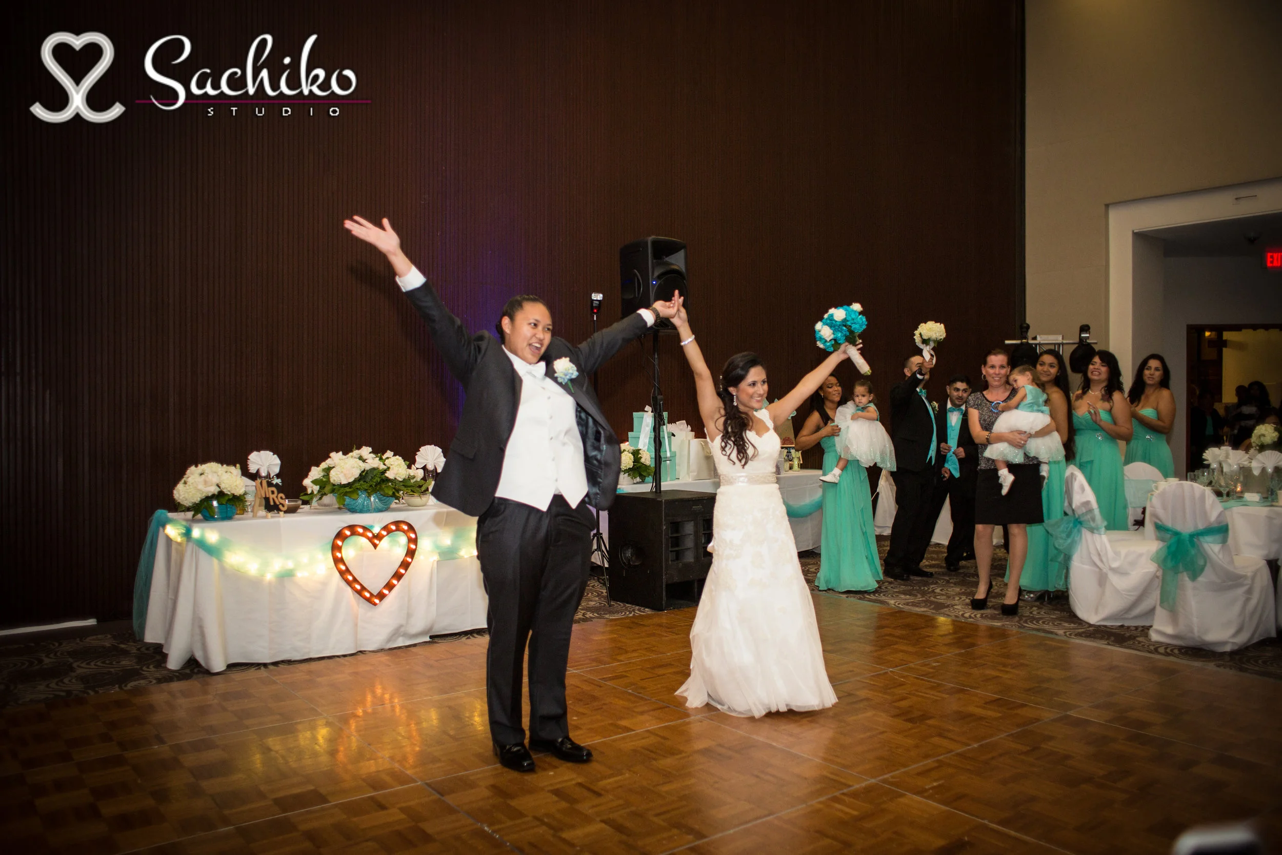 mayra+angelica-1810.jpg