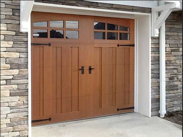 5bd3e9cb96cede220280c20c750ad239--wooden-garage-doors-wooden-garages.jpg