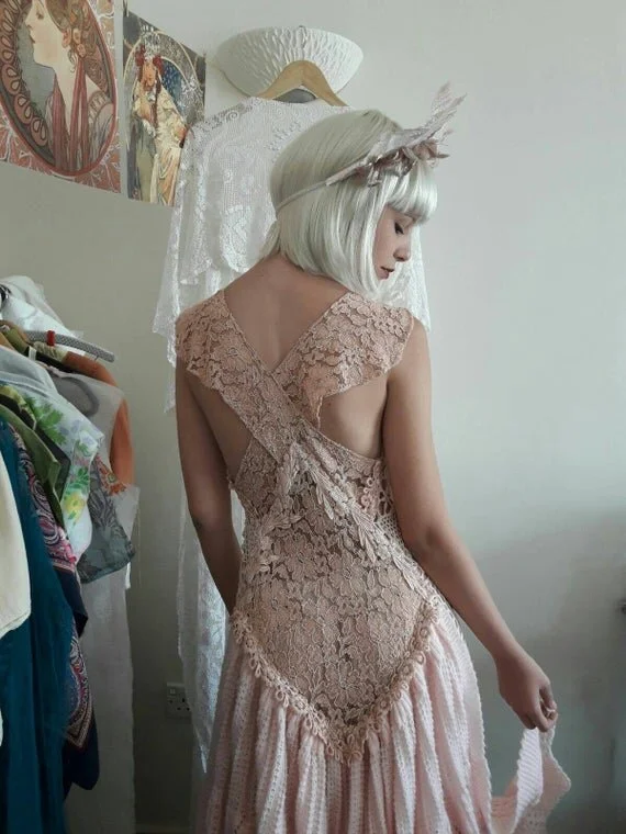 https://i.etsystatic.com/6194583/r/il/458480/1259355936/il_570xN.1259355936_tqbx.jpg