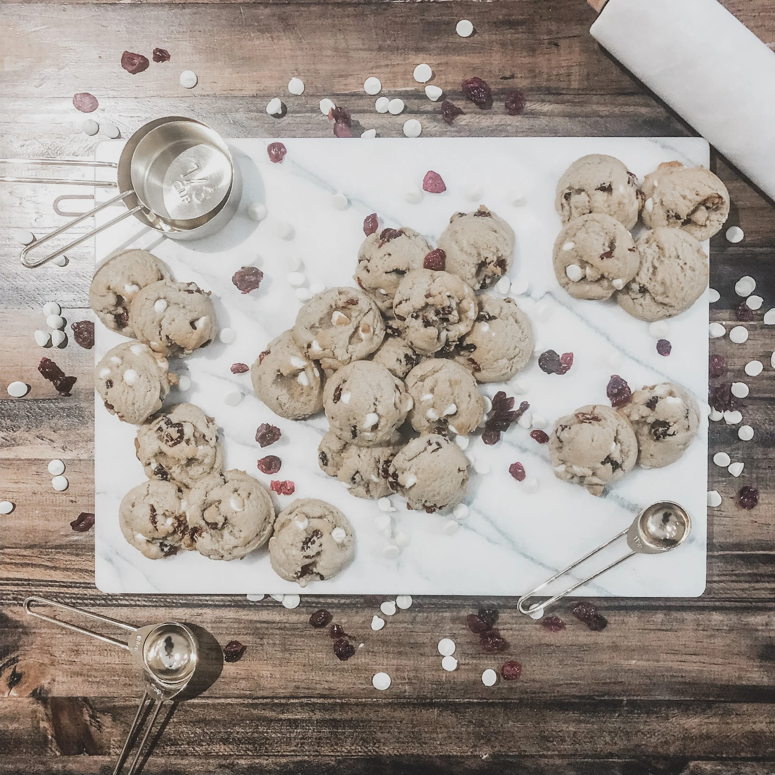 CRANBERRY &amp; WHITE CHOCOLATE CHIP COOKIES