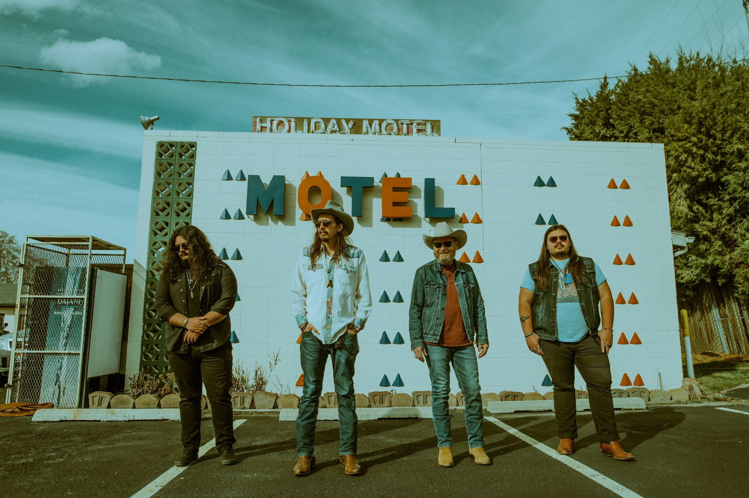 Community Concert: Jeff Crosby and the Refugees &amp; Tylor and the Train Robbers