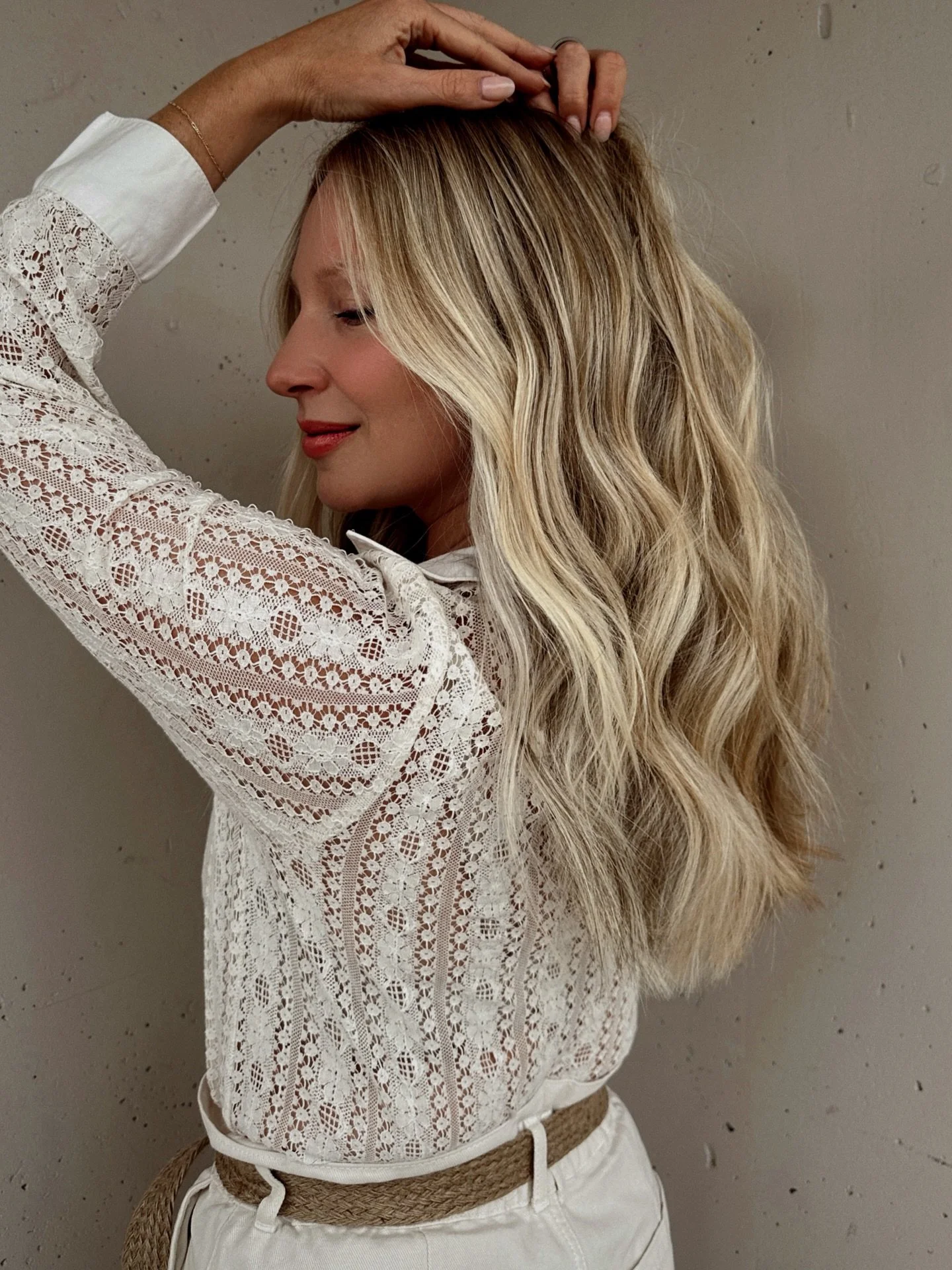 Salty blonde but make it elevated 🤍 
Beautiful colour + extensions by @chrisweberhair using @philocalyhair in his signature shade &ldquo;Golden Glow&rdquo; ✨ all clip in extensions are available @vanillaloft 🤍