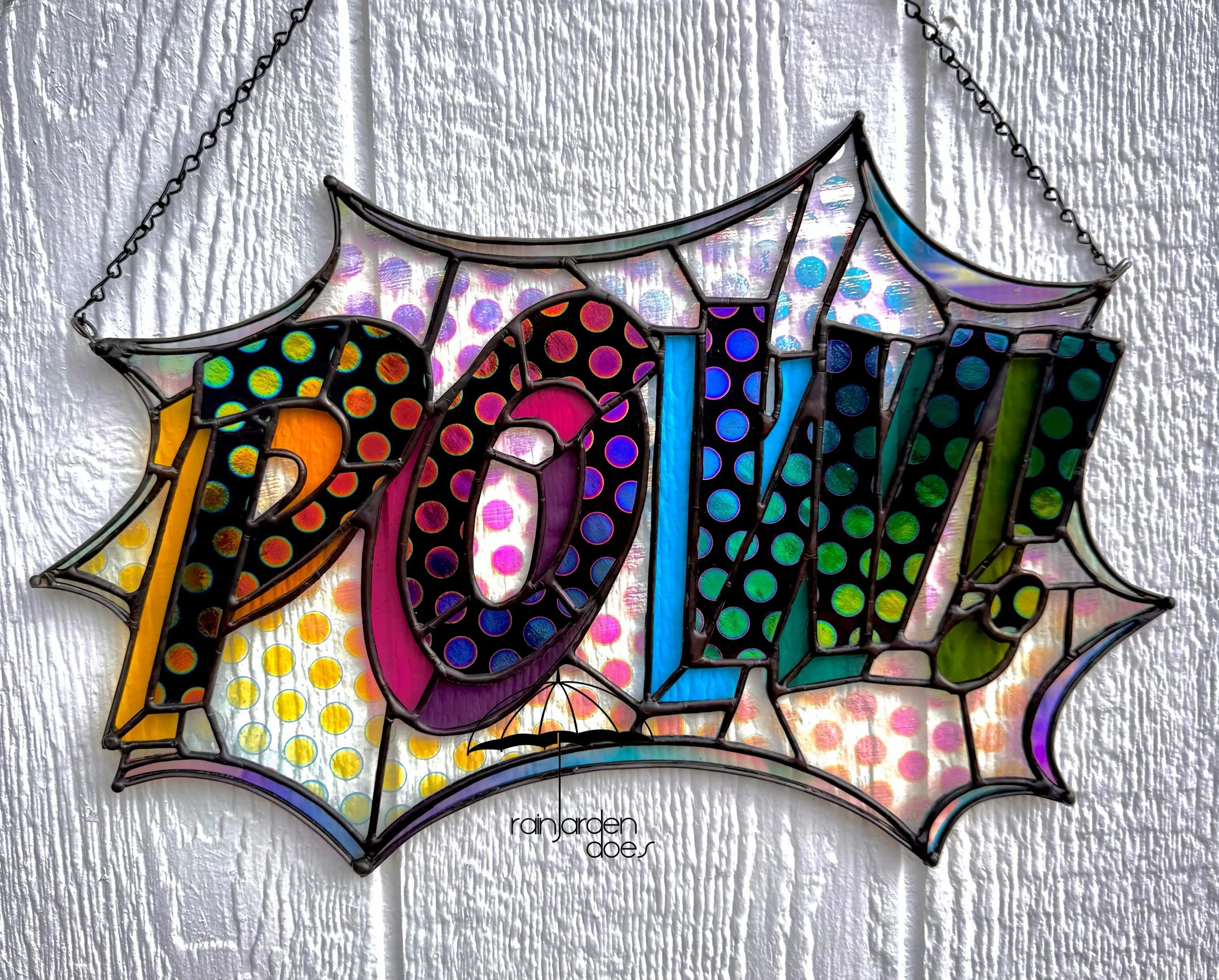 POW! 💥 This piece feels like the 90s got into a fistfight with a stained glass window and everybody won 😃 (swipe👉🏼moms all her angles ✨)

Glass from @artofdichroic