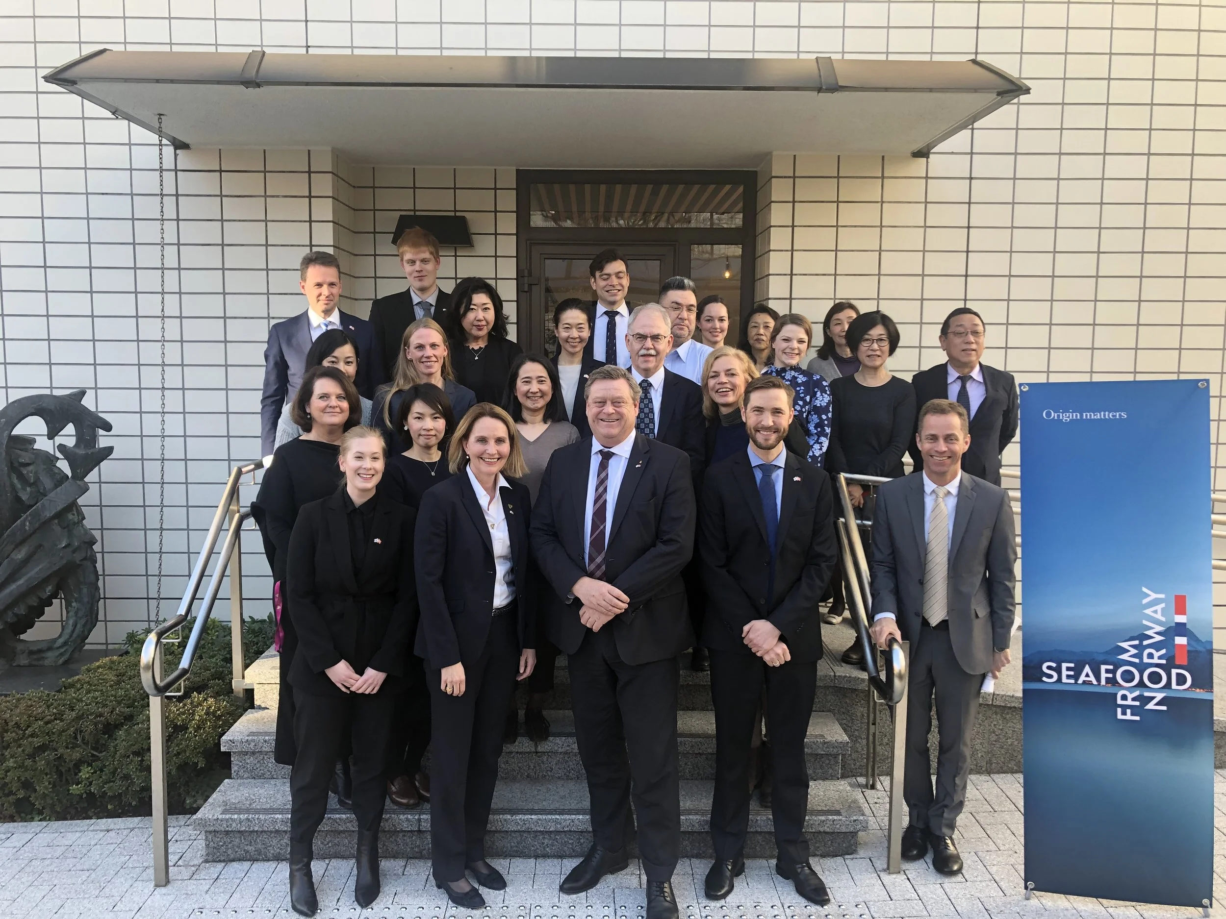 All embassy staff were invited to take a group photo with the Norwegian Minister of Fisheries, Mr. Harald Nesvik