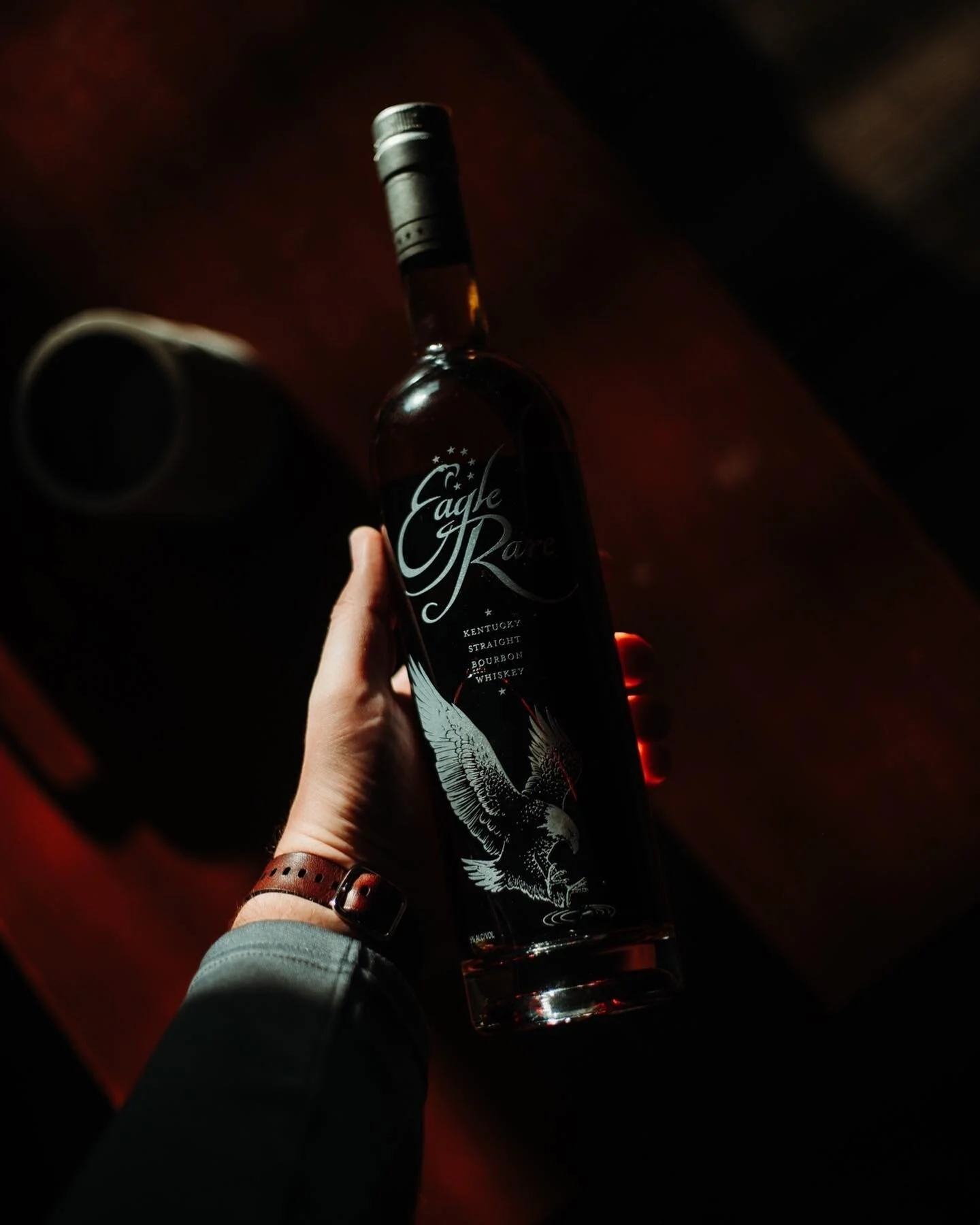 Catching the morning rays ☀️ 🥃 
.
I&rsquo;ve been a little MIA recently as I replaced my computer but we are back! Whiskey pictures must go on!