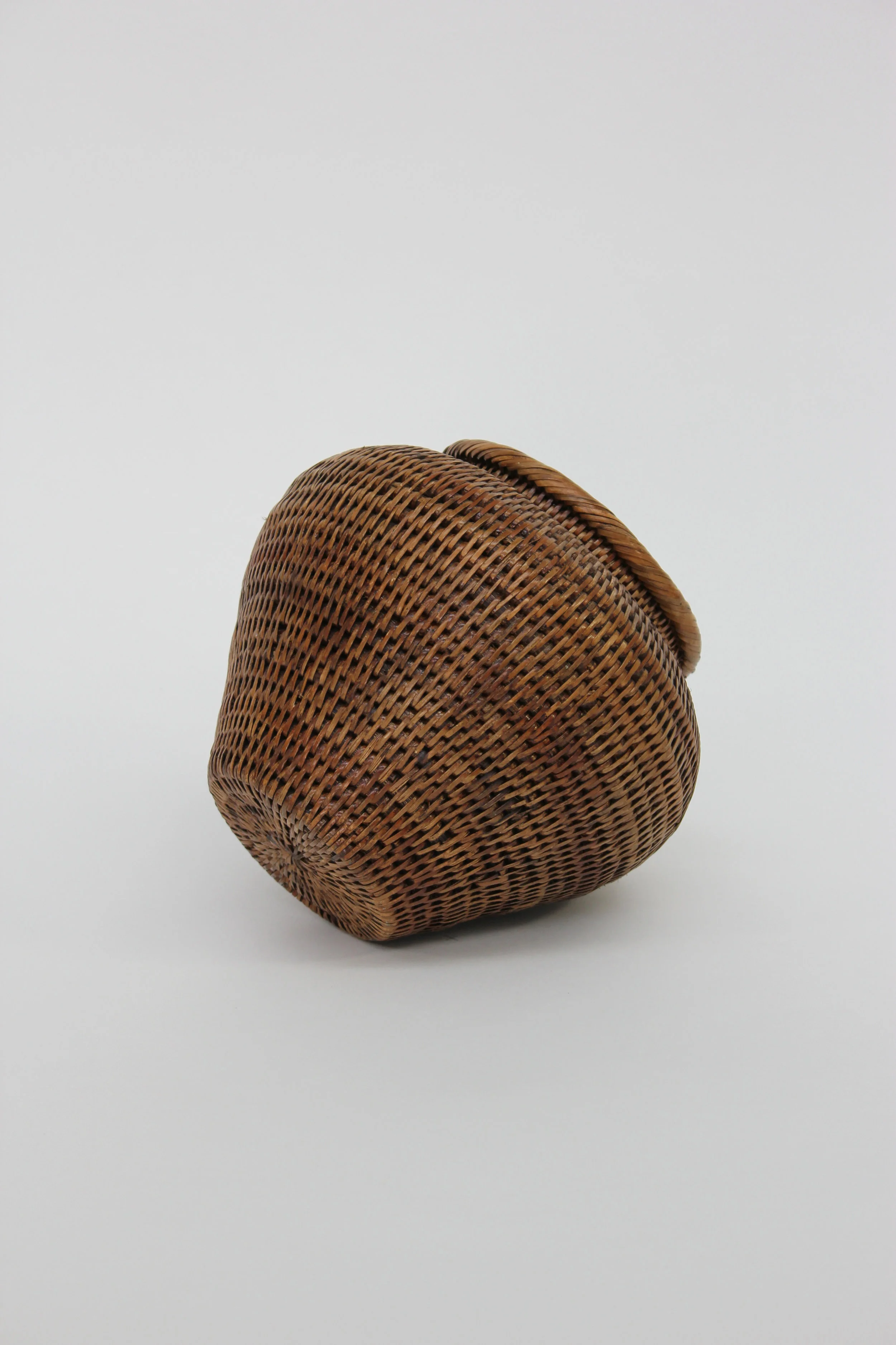 wicker vase 3.jpg