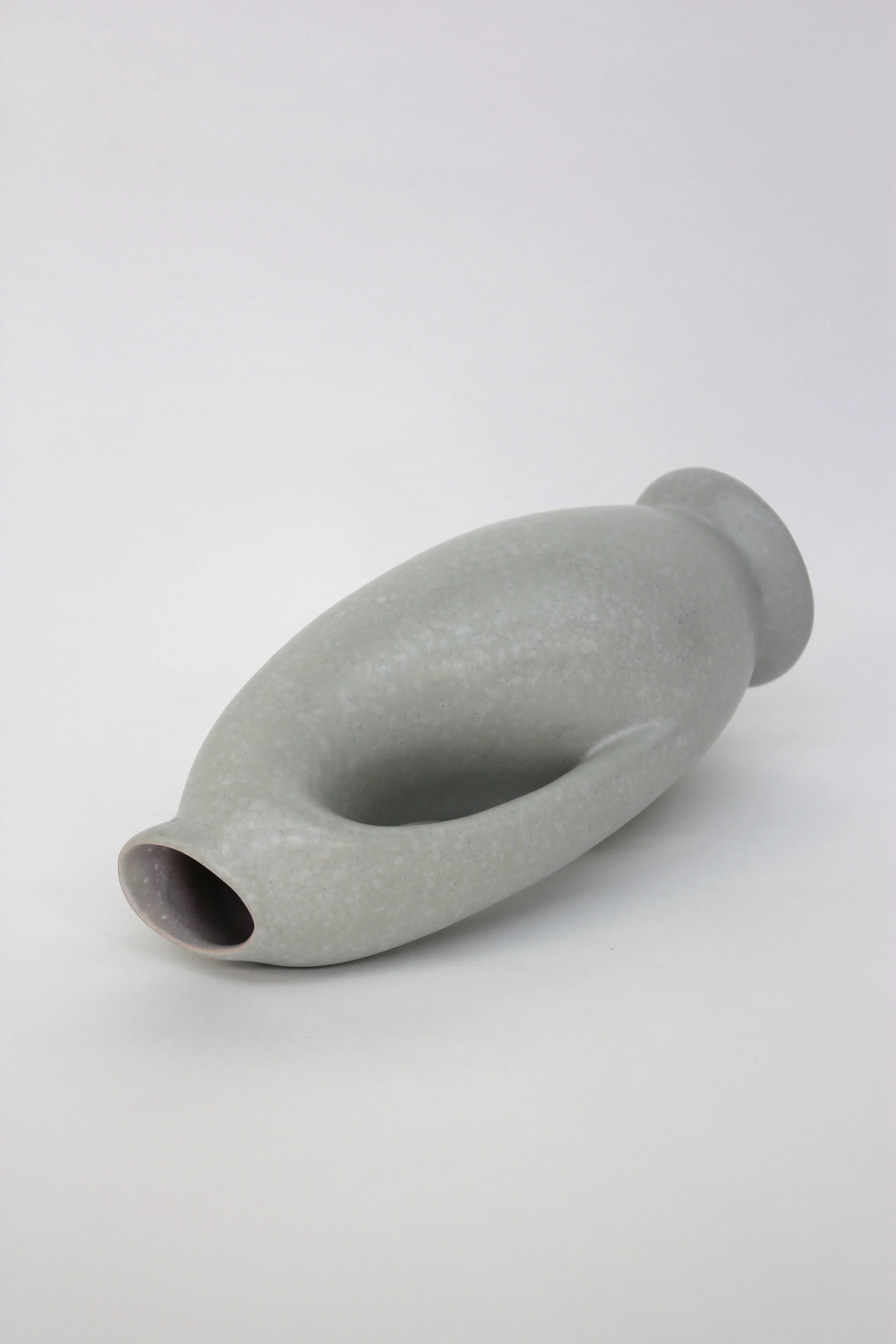 Swan vase 3.jpg