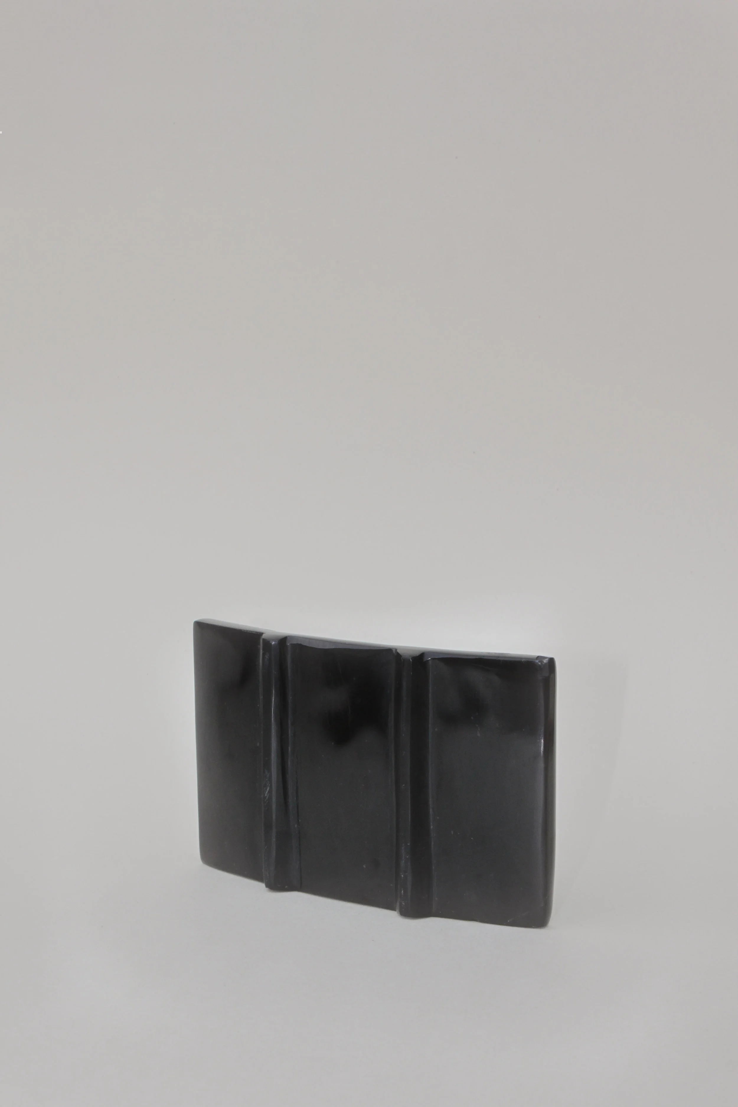 3.black marble soap dish.jpg