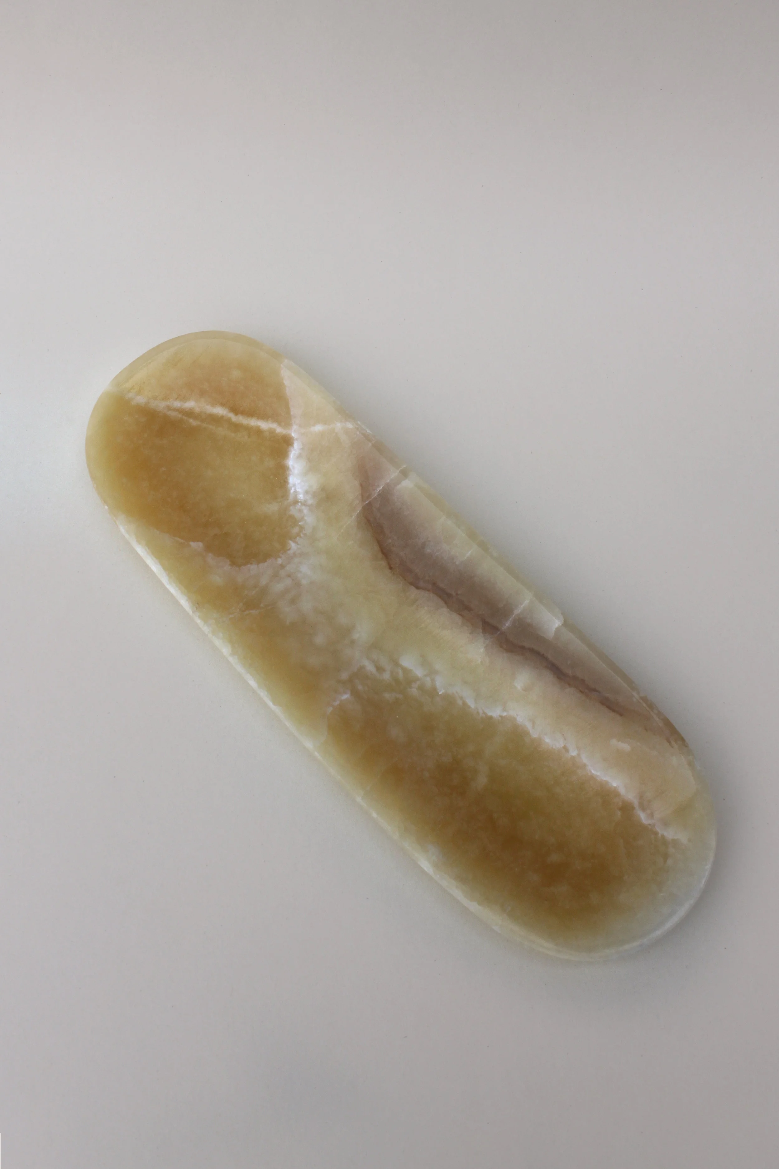 8.Longonyx serving dish 3.jpg