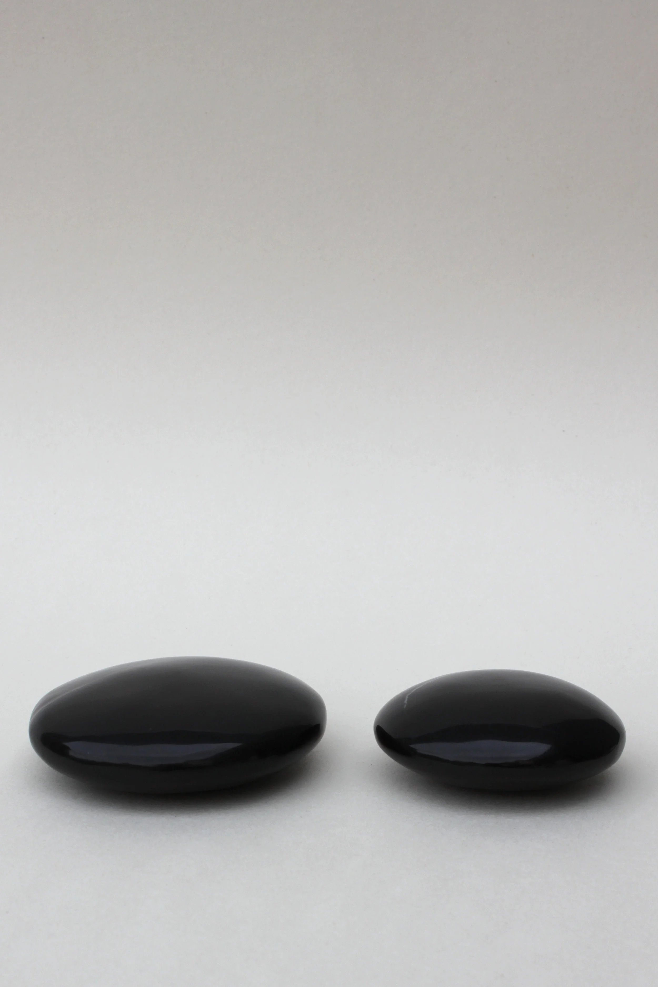 13.Set of black pebbles 1.jpg