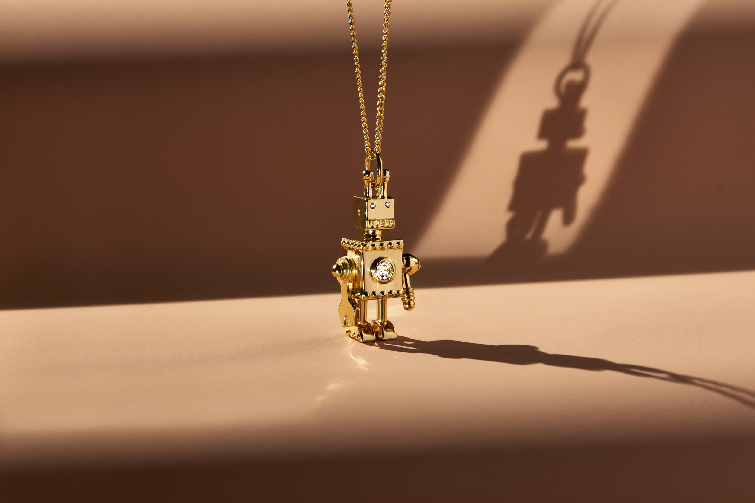 1JC510_2CIE_ROBOT_JEWELS_1007_03.jpeg