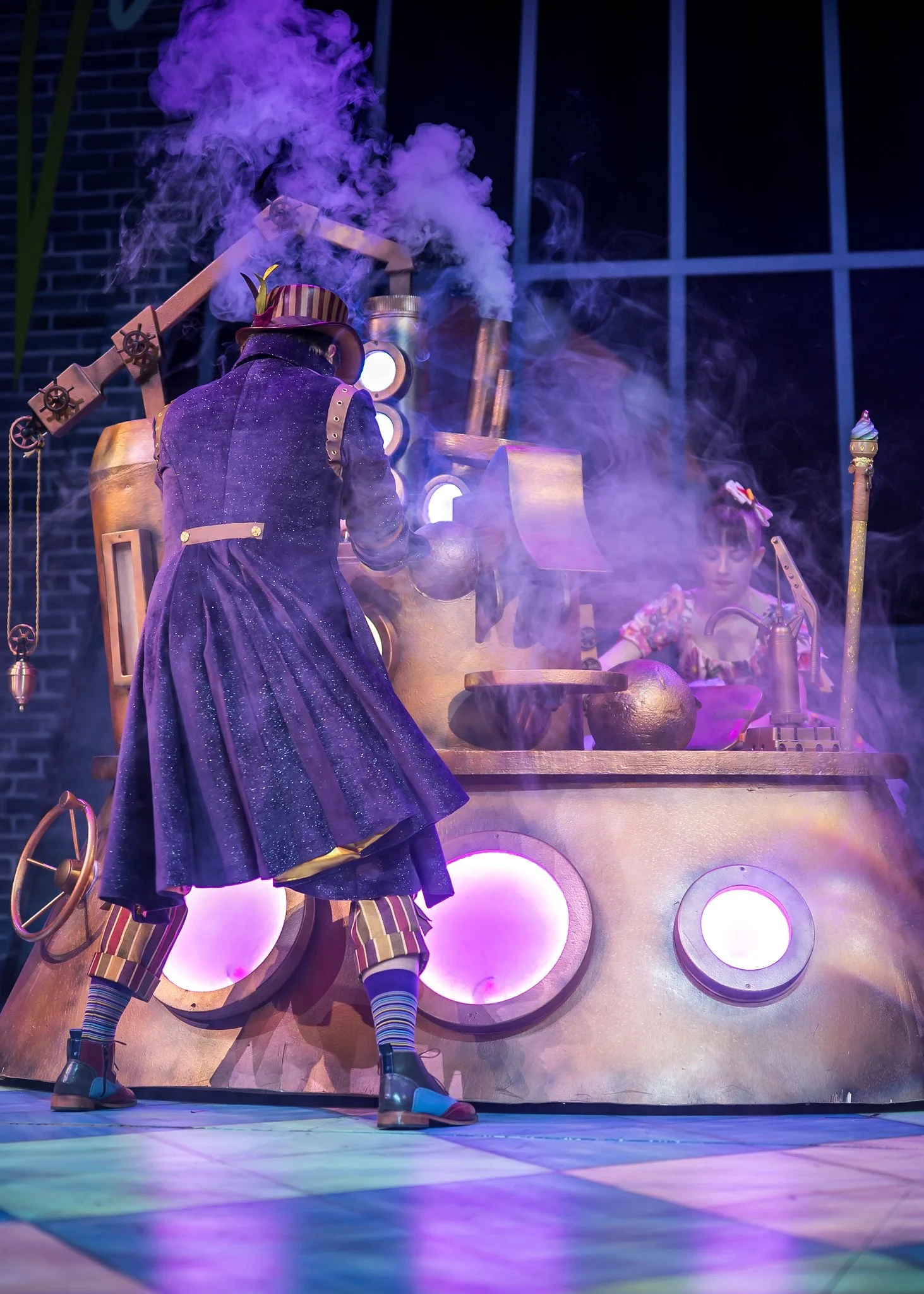 CHARLIE AND THE CHOCOLATE FACTORY