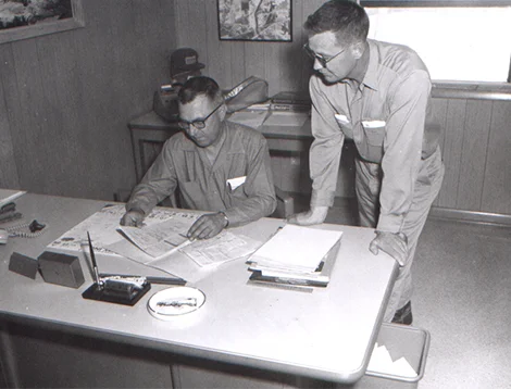 Martin Tarble & Superintendent Jack McClanahan, 1975