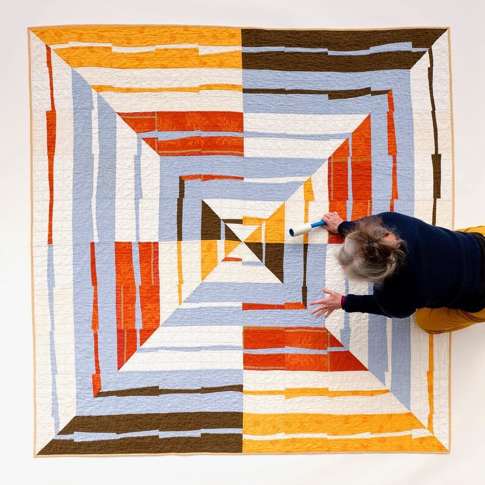 Photo shoot day! 

Finally getting some quilts properly photographed by @portland_art_documentation 📸 Aaron has an amazing setup where he can photograph even big quilts like this one from overhead. This one is 90 x 90 inches.

He snuck in these shot