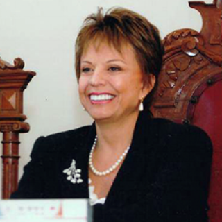 silvia-hernandez-250x300.png
