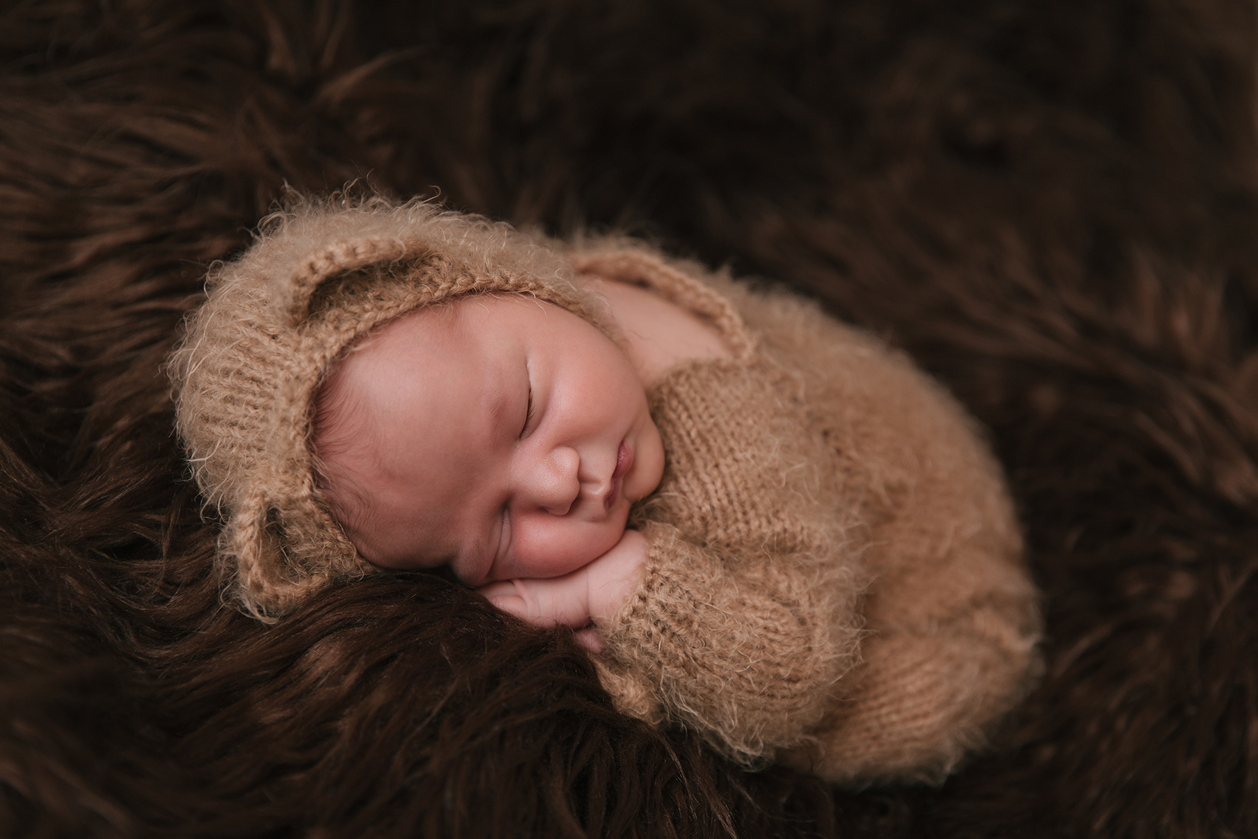 Kinsman_Ohio_Baby_Boy_Taco_Pose_Newborn_photography_by_Christie_Leigh_Photo_in_Cortland_Ohio-014.jpg