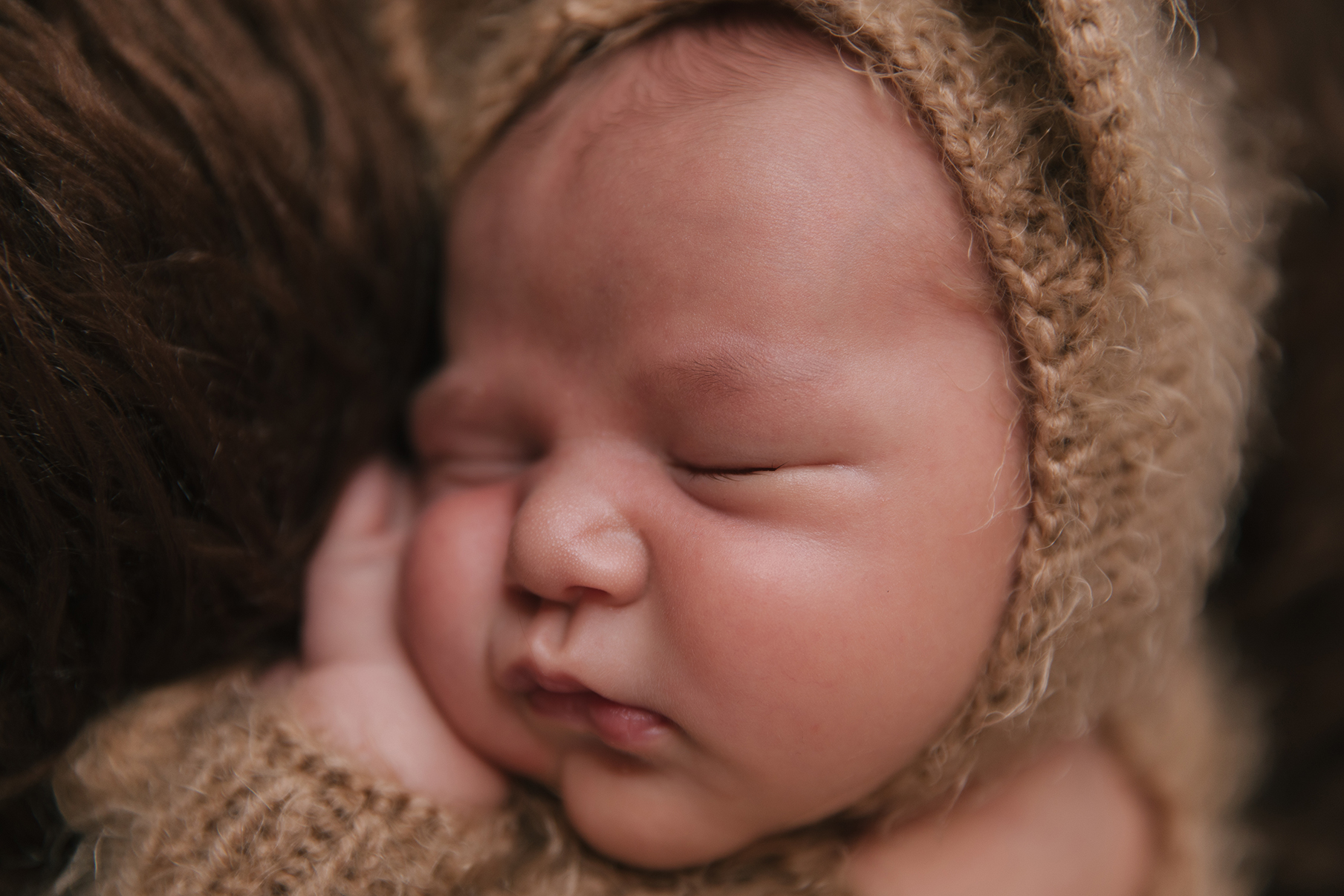 Kinsman_Ohio_Baby_Boy_Taco_Pose_Newborn_photography_by_Christie_Leigh_Photo_in_Cortland_Ohio-015.jpg