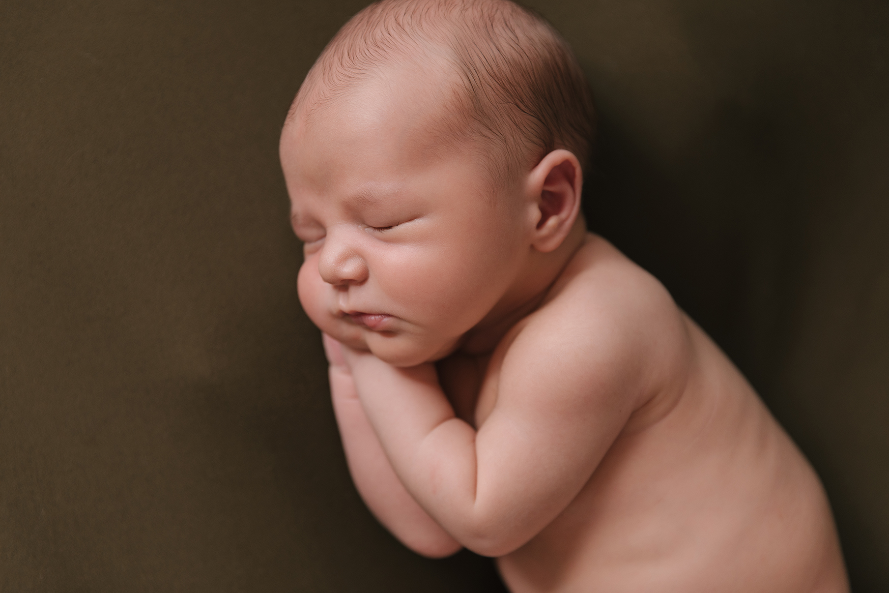 Kinsman_Ohio_Baby_Boy_Taco_Pose_Newborn_photography_by_Christie_Leigh_Photo_in_Cortland_Ohio-016.jpg