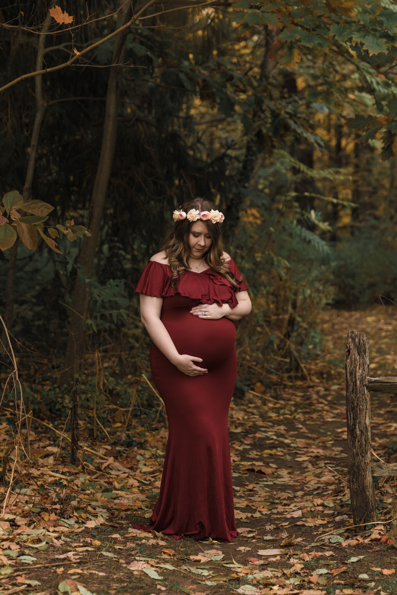 Professional_Maternity_Photography_Lifestyle_Maternity_Session_at_Mill_Creek_Metro_Parks_Rose_Garden_Youngstown_Ohio_by_Newborn_and_Maternity_Photographer_Christie_Leigh_Photo-2.JPG