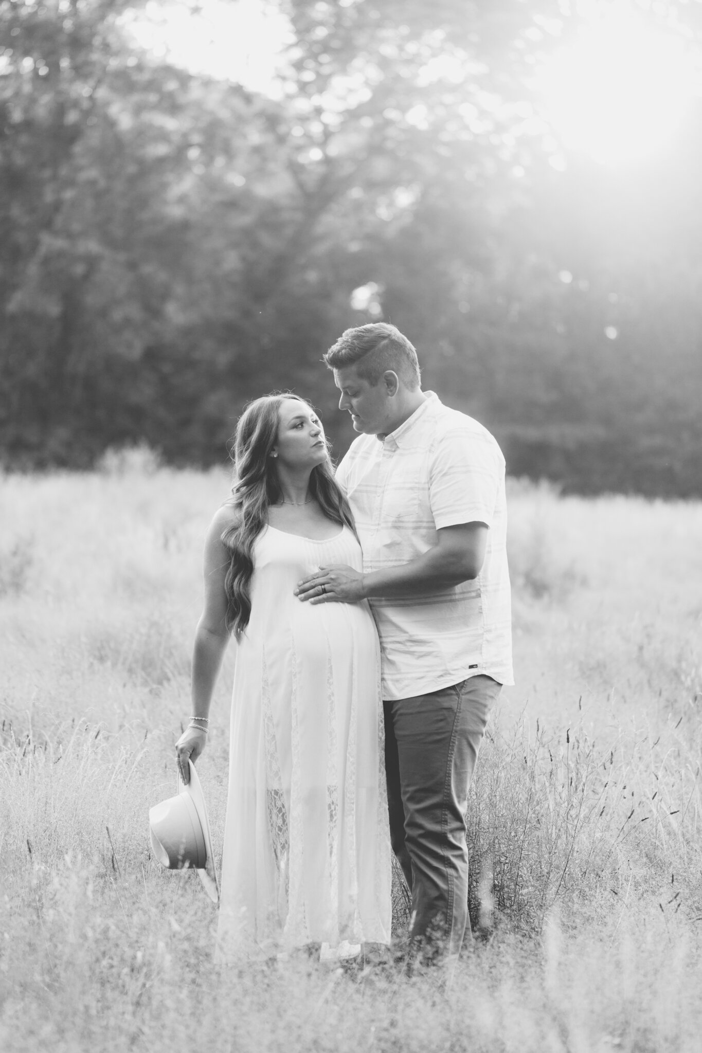 Romantic_Park_Maternity_Session_Sunset_Pregnancy_Photos_New_Mom_Belly_Pictures_in_hermitage_Pennsylvania_By_Newborn_Photographer_Christie_Leigh_Photo_in_Trumbull_County_Ohio-24.JPG